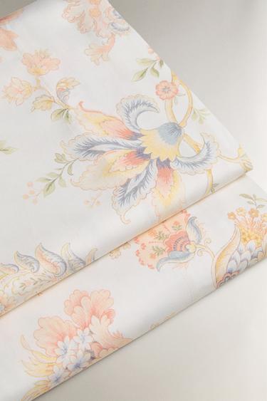 DRAP DE DESSUS SATIN IMPRIMÉ FLEUR - Écru de Zara - Image 4