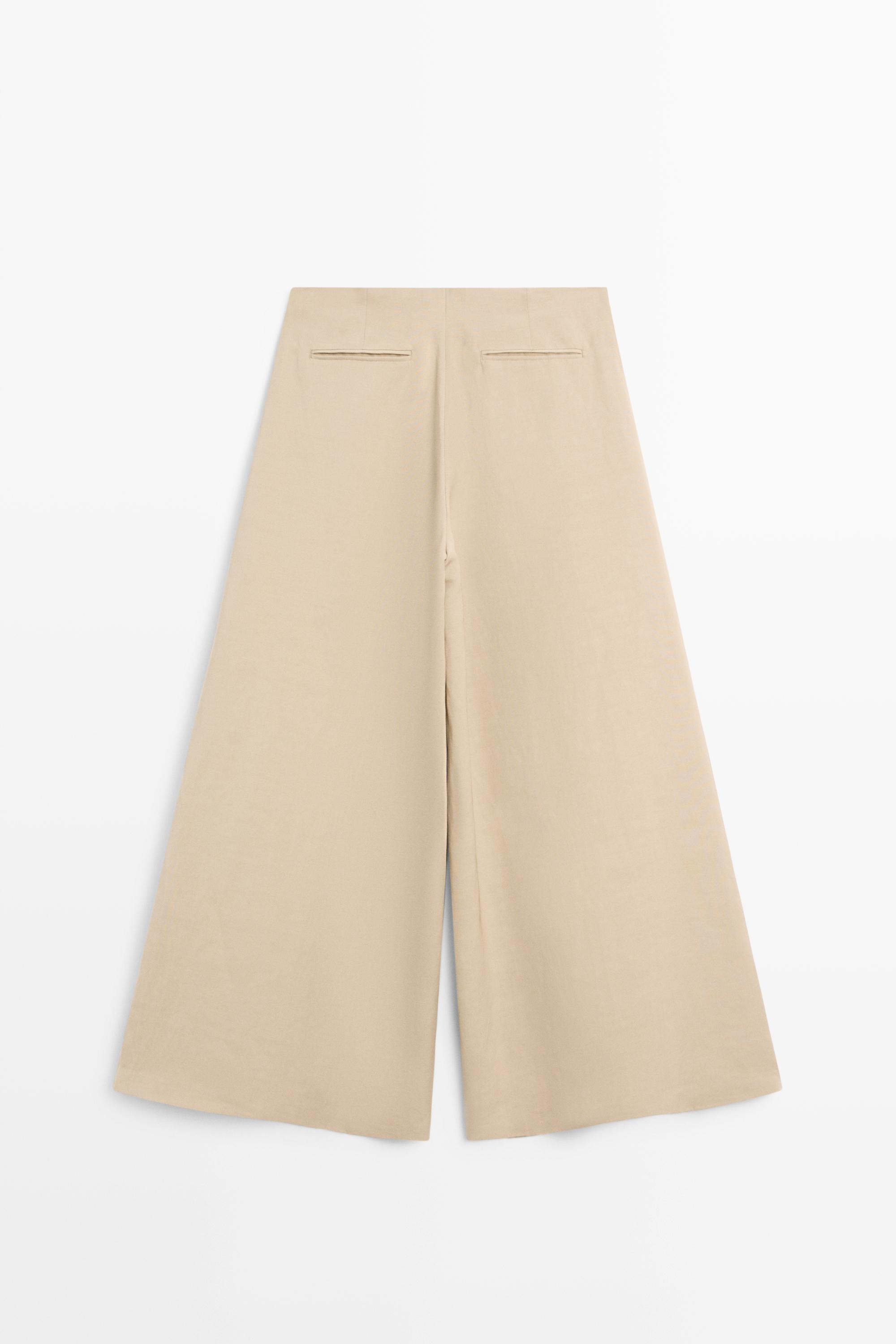 Wide-leg voluminous trousers