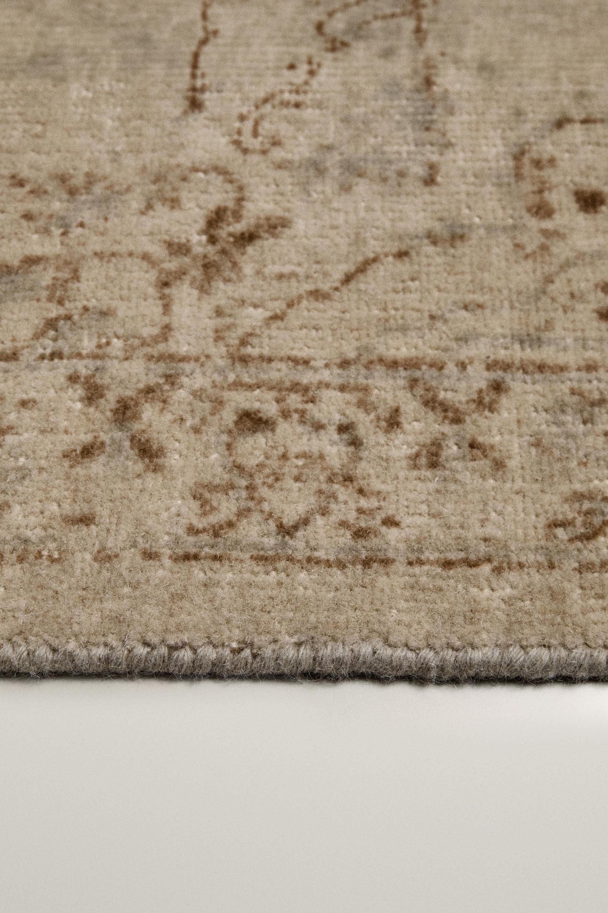 TAPIS EN LAINE IMPRIMÉ FLEURI