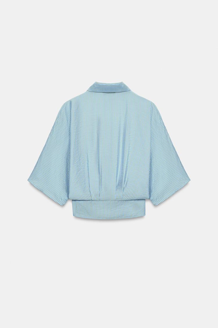Camisa de rayas con nudo 7