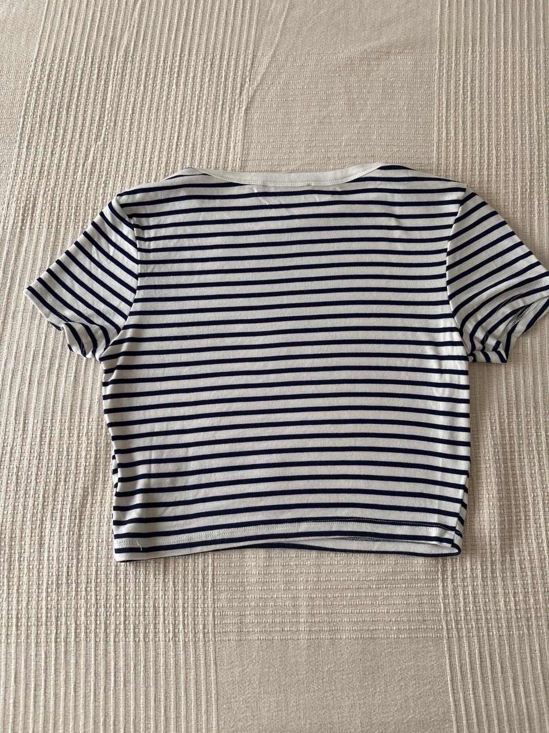 CROP TOP - Image 2