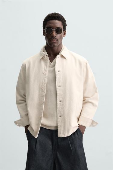 CAMISA LARGA COM TEXTURA - Bege-claro da Zara