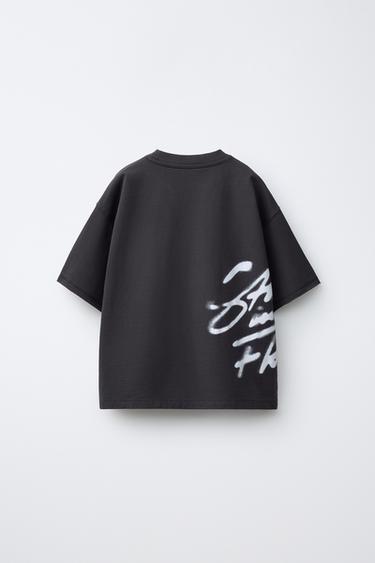 T-SHIRT MOLLETON IMPRIMÉ GRAFFITI - Anthracite foncé de Zara - Image 1