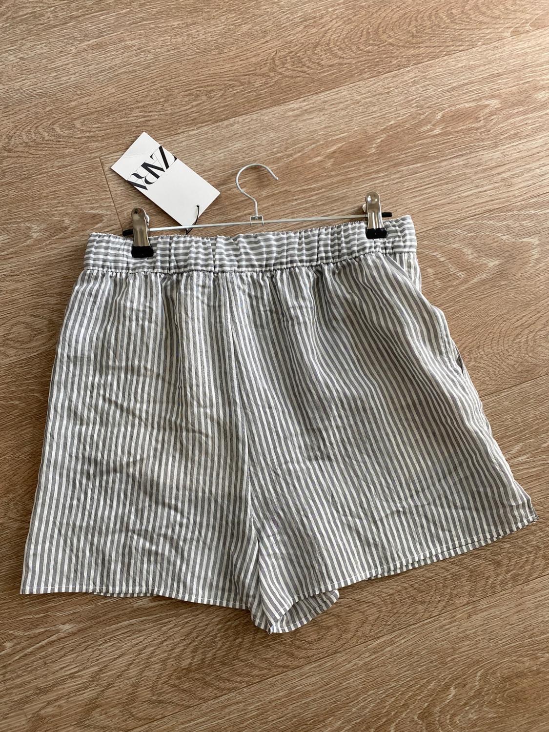 STRIPED SHORTS ZW COLLECTION - Image 4
