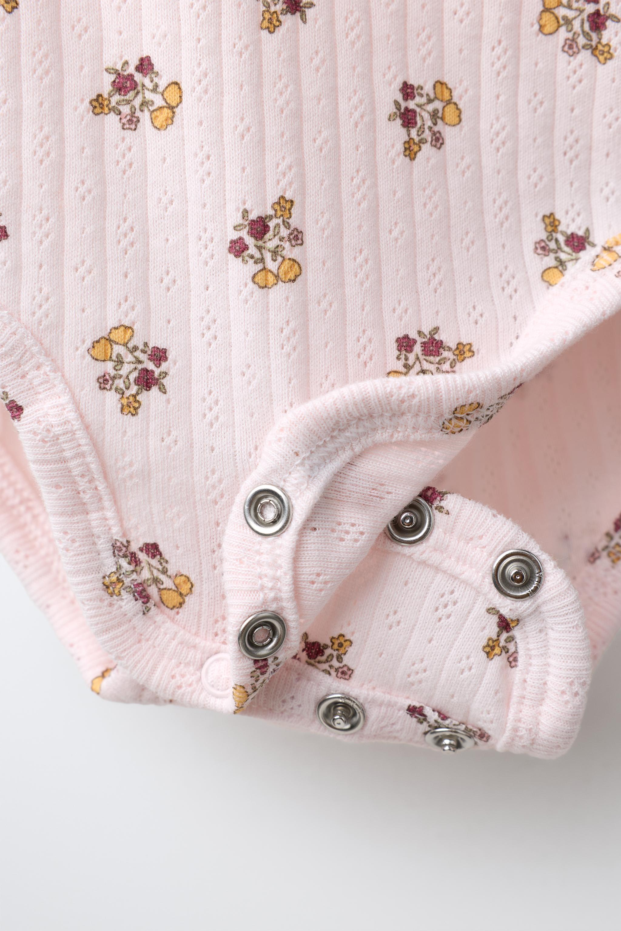 FLORAL PRINT JACKET, BODYSUIT, AND LEGGINGS SET
