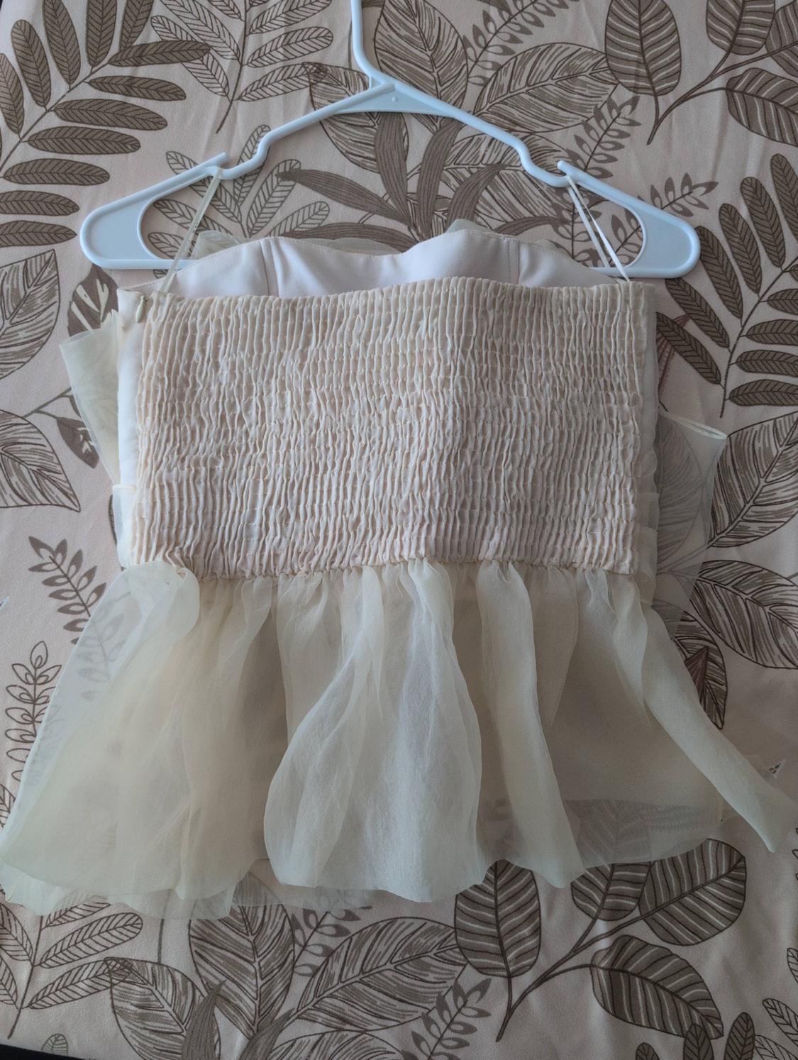 FLORAL ORGANZA TOP - Image 4