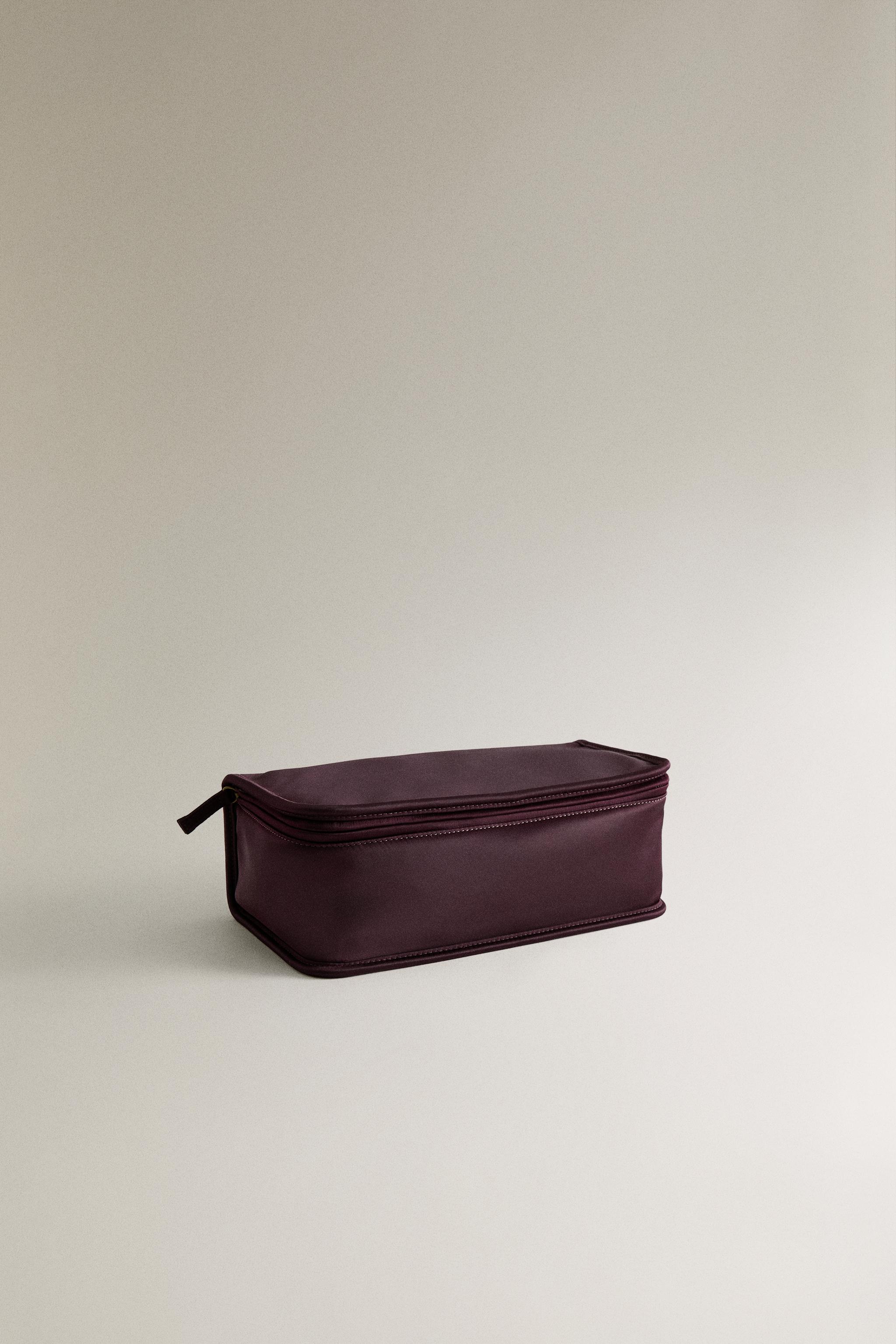 TROUSSE DE TOILETTE SATIN