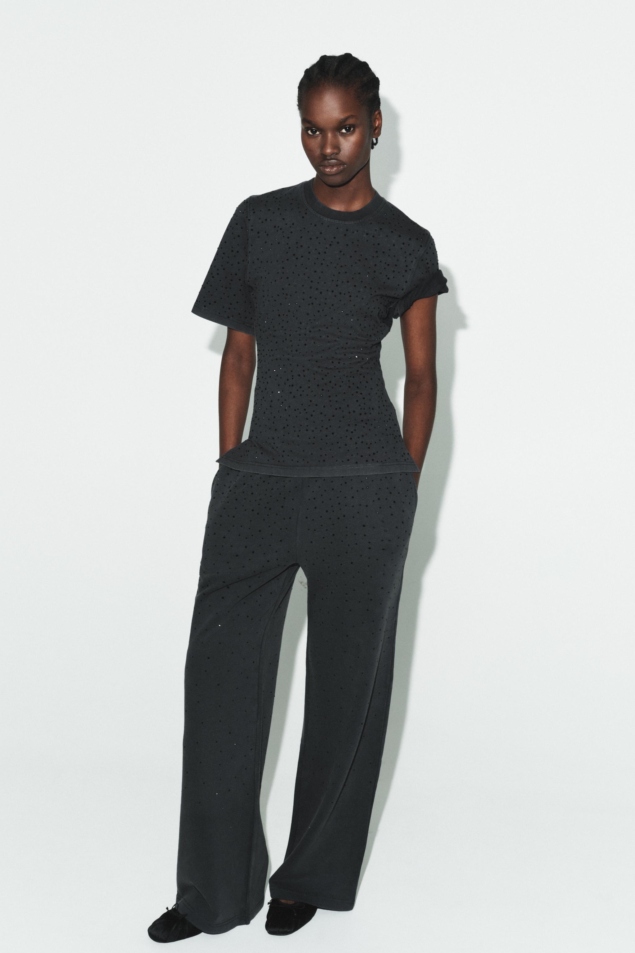T-SHIRT BRILLANT MANCHES COURTES