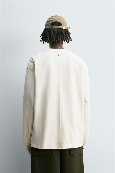 T-SHIRT LOURD À MANCHES LONGUES ET CLOUS - Blanc cassé de Zara - Image 2
