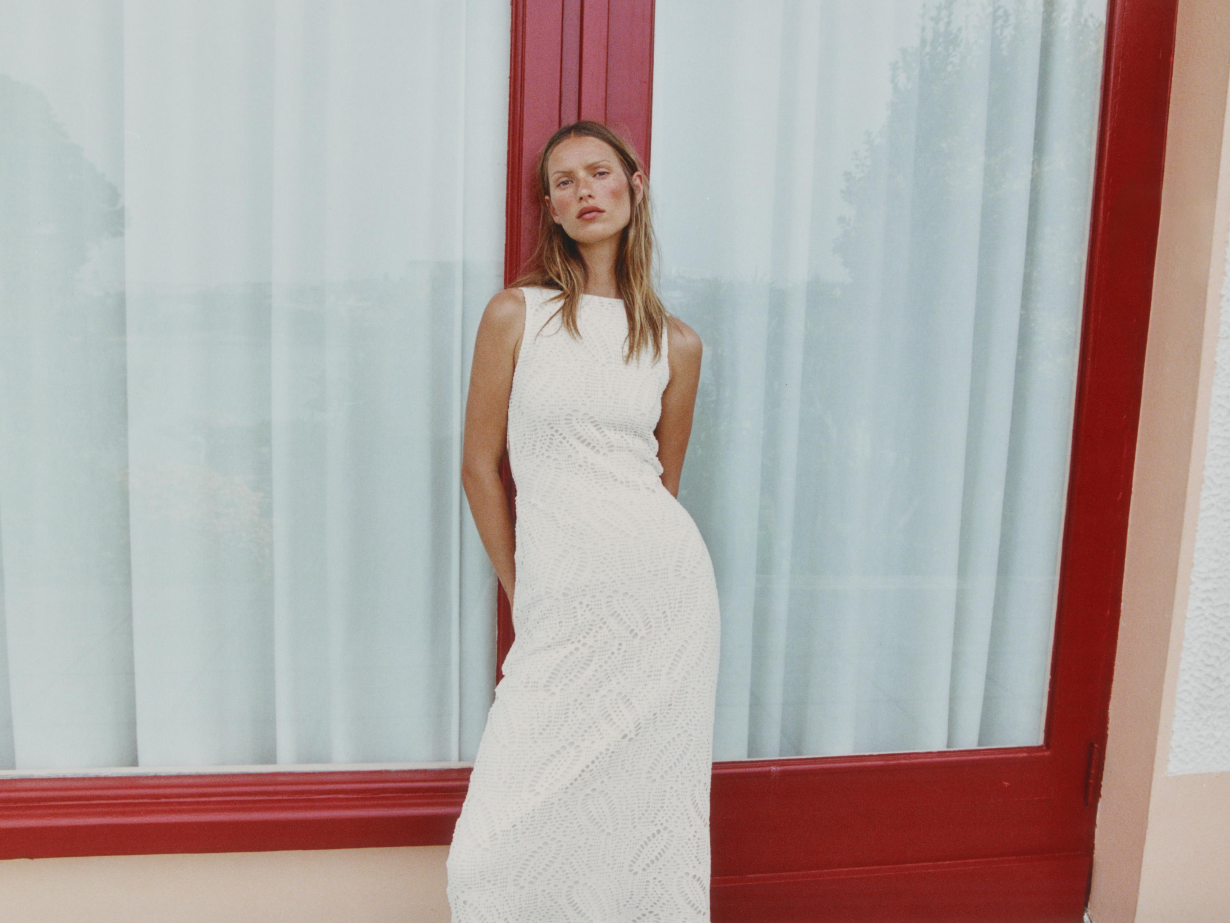 CROCHET TRIM MIDI DRESS