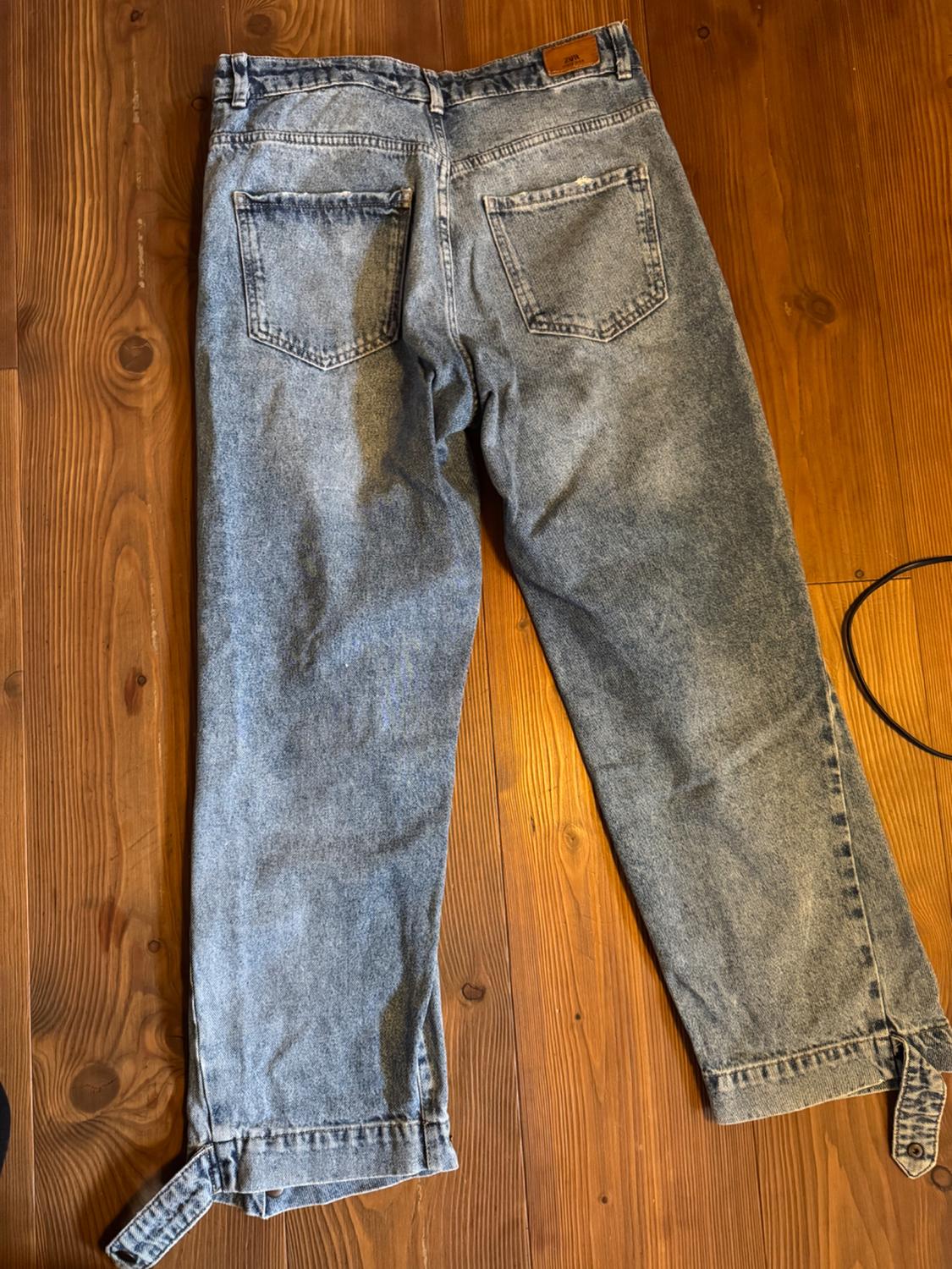 RELAX FIT RIPPED JEANS - Image 2
