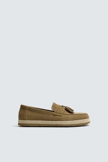 LEDERMOKASSIN CASUAL MIT QUASTEN - Beige von Zara