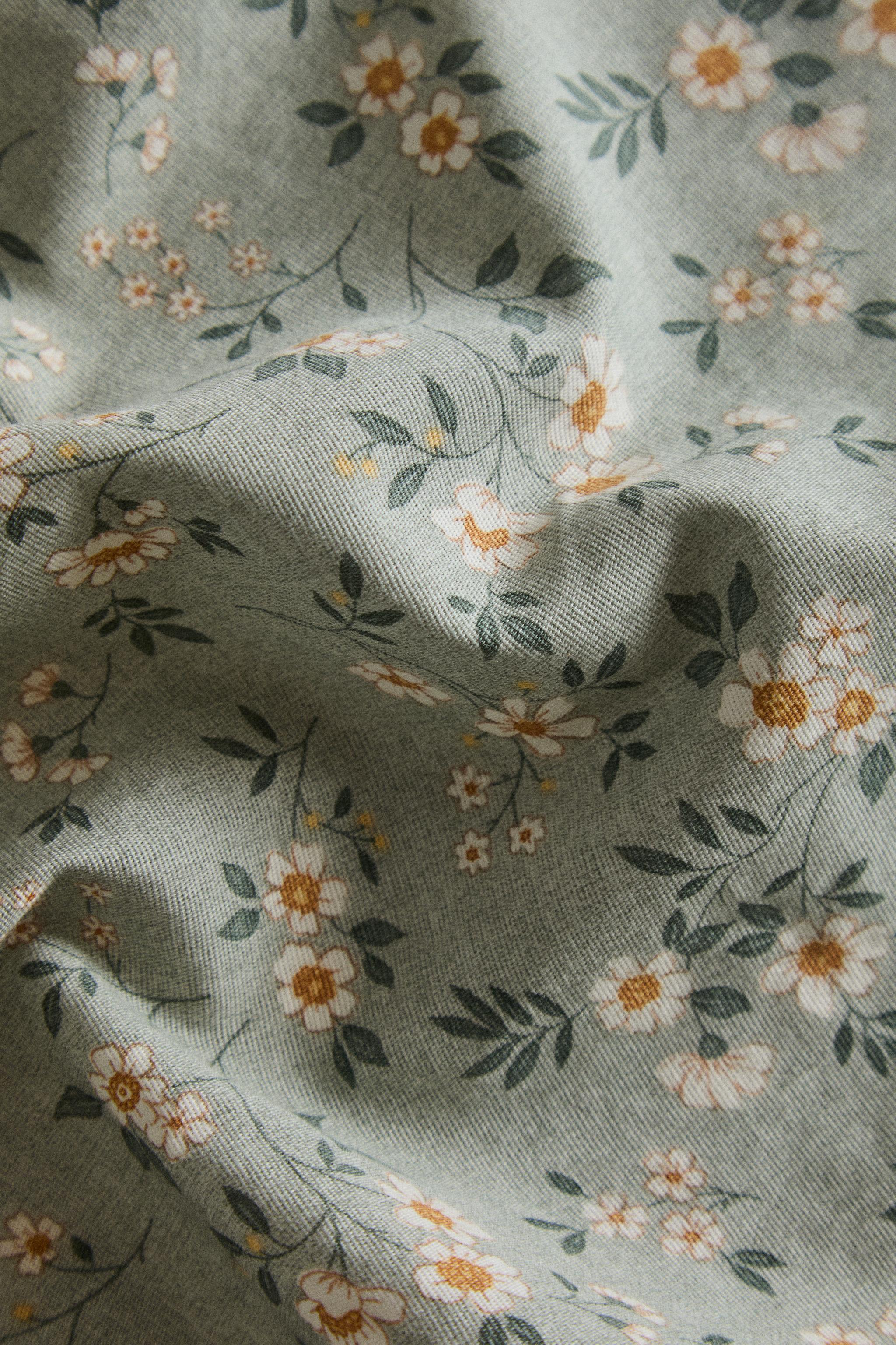 NAPPE FLEURS SAUVAGES AVEC DENTELLE