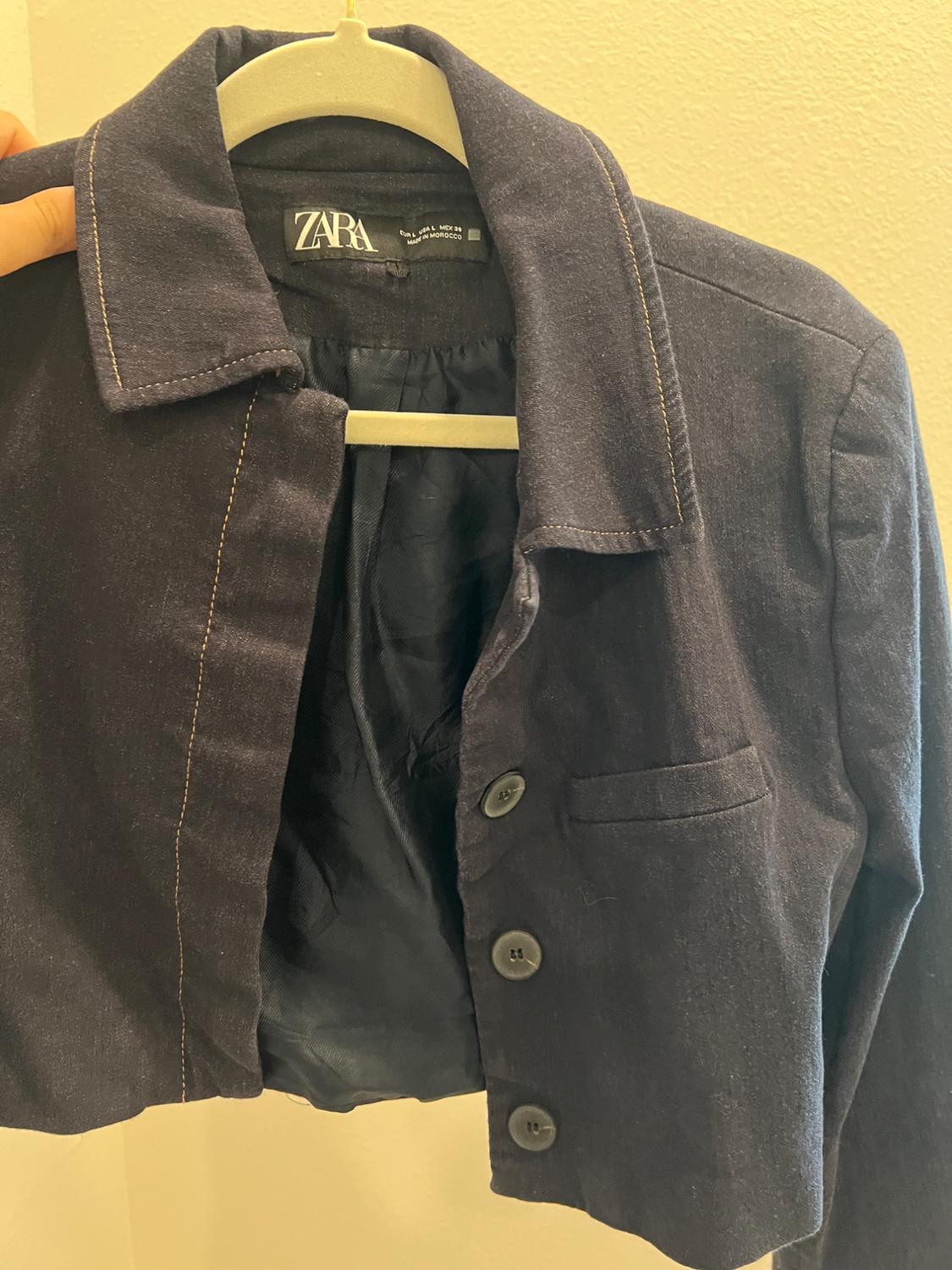 Z1975 TOPSTITCHED CROPPED DENIM JACKET - Image 4