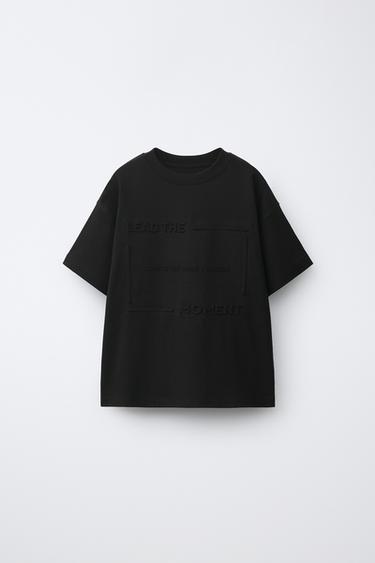 EMBOSSED SHAPE T-SHIRT - Black by Zara