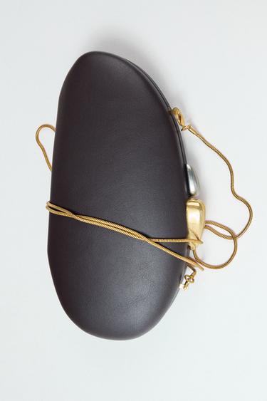 METALLIC CLOSURE CLUTCH - Chocolate by Zara