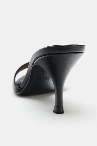 SANDALES À TALONS EN CUIR - Noir de Zara - Image 5