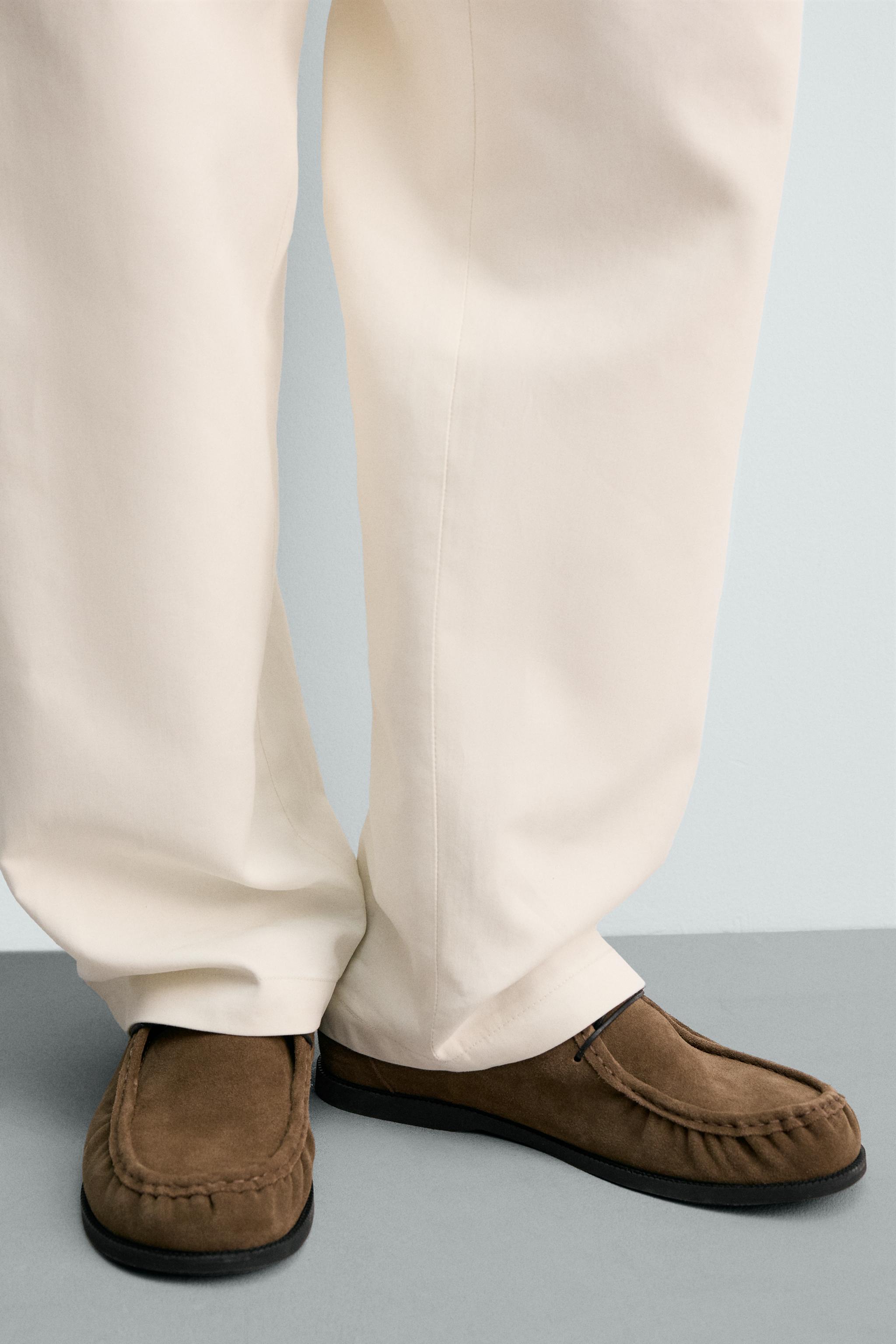 CHAUSSURES EN CUIR