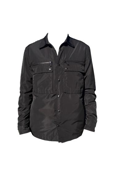 SOBRECAMISA NEGRA EN TEJIDO TÉCNICO
