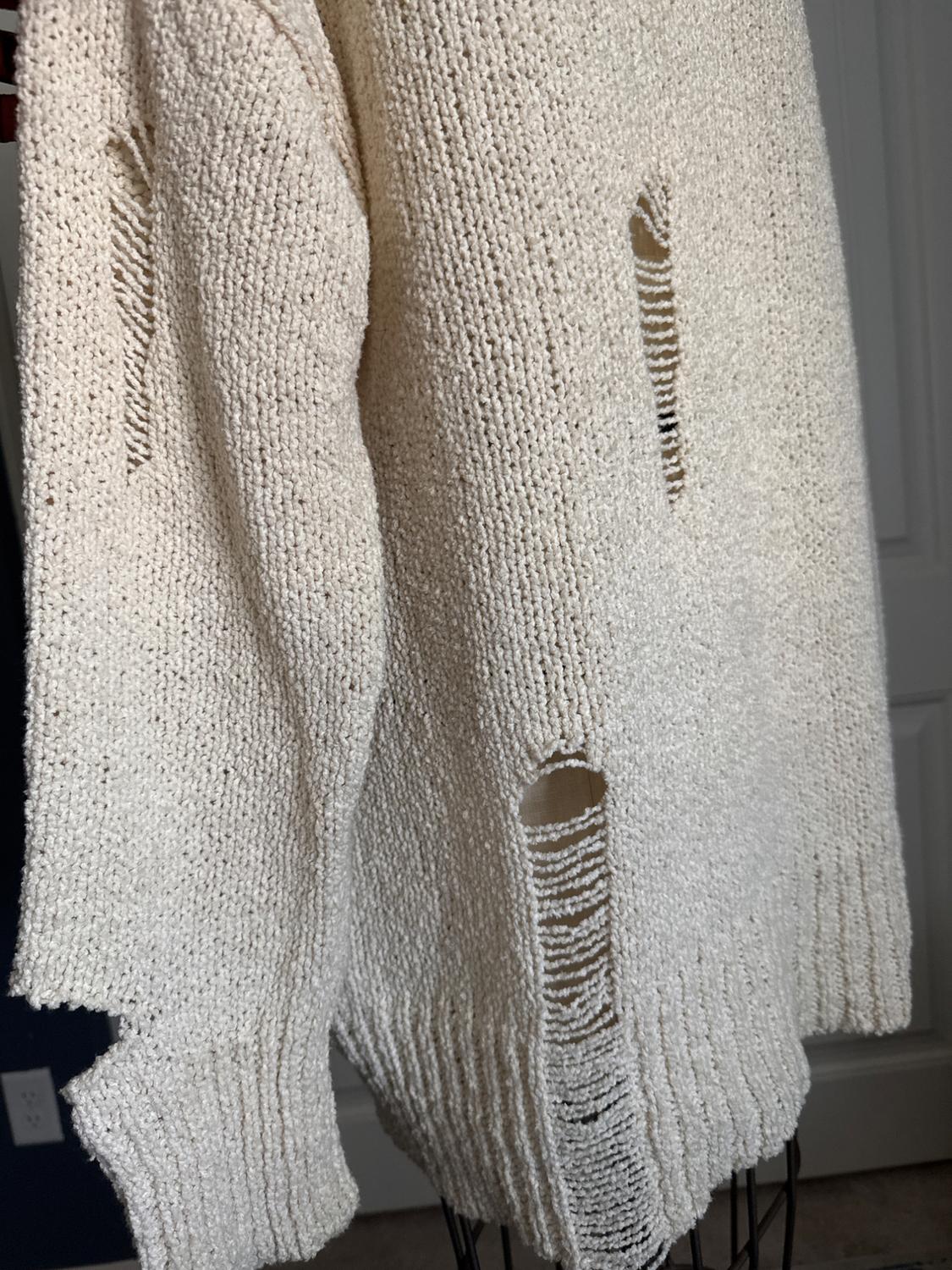 DISTRESSED SWEATER - Image 3