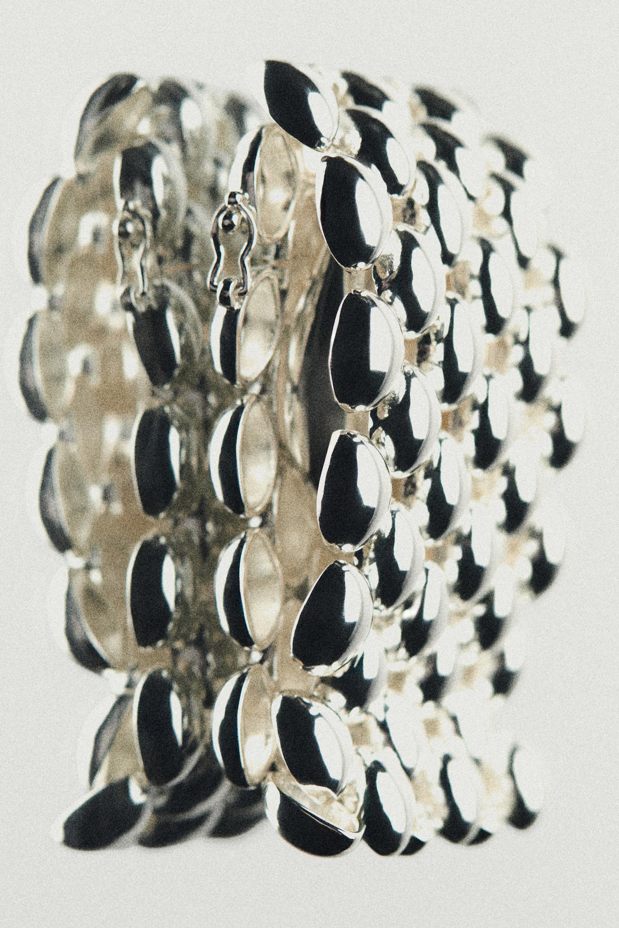Oval link bracelet - LIMITED EDITION - Silver | ZARA Canada