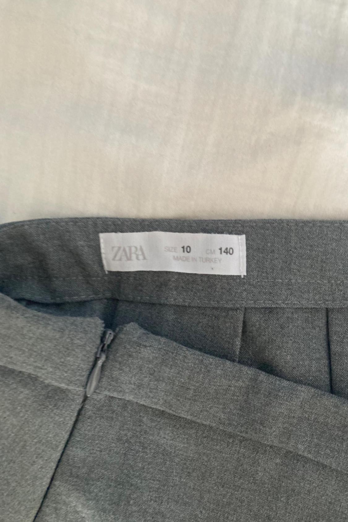BOX PLEAT SKIRT WITH BUCKLE - Image 3