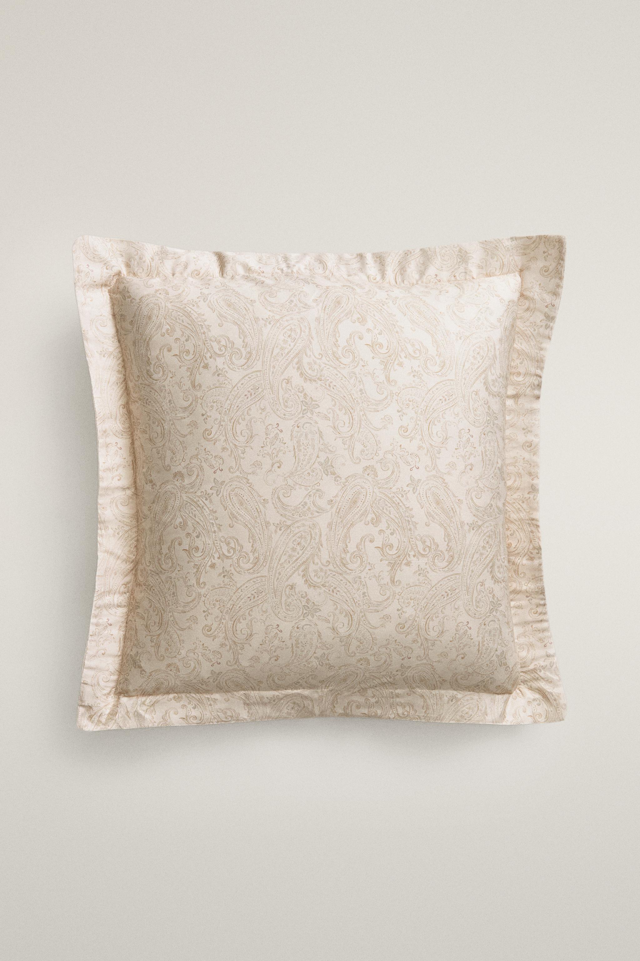 TAIE D’OREILLER PAISLEY SATIN (300 FILS)