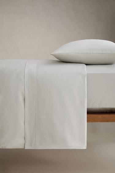 SATEEN FLAT SHEET WITH TRIM (300 THREAD COUNT) - Pearl grey by Zara - Image 3