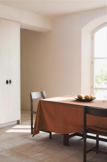 CHECK TABLECLOTH WITH TOPSTITCHING - Brick by Zara