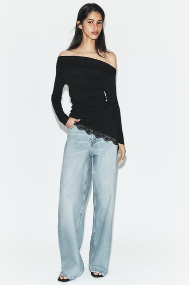 CAMISETA COM BARRA ASSIMÉTRICA E RENDA - Preto da Zara