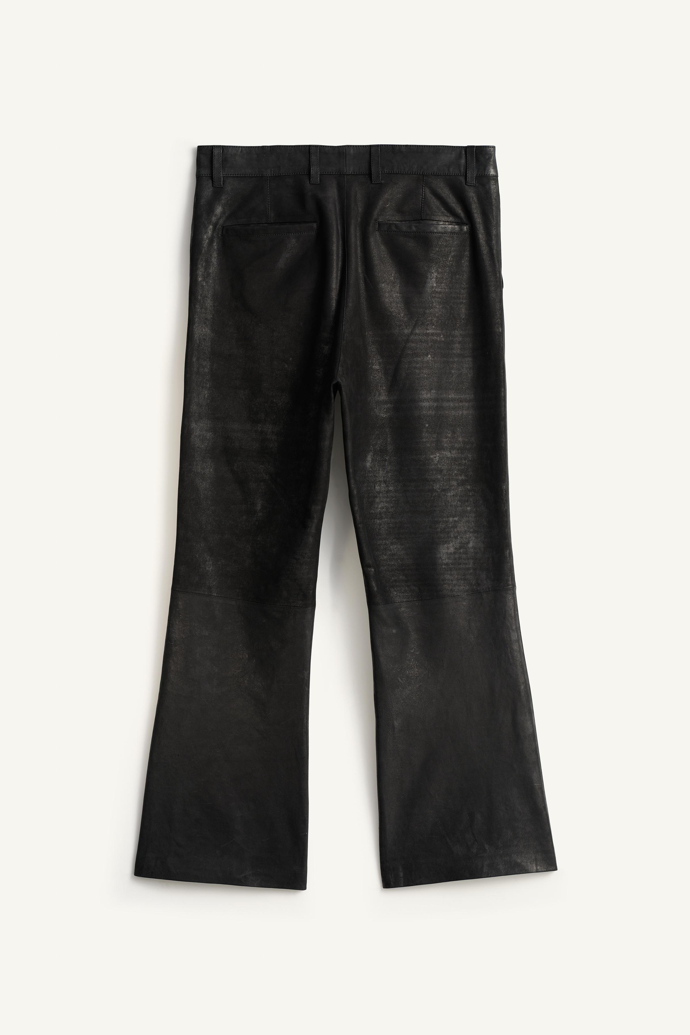 PANTALON FLARE CROPPED FIT CUIR