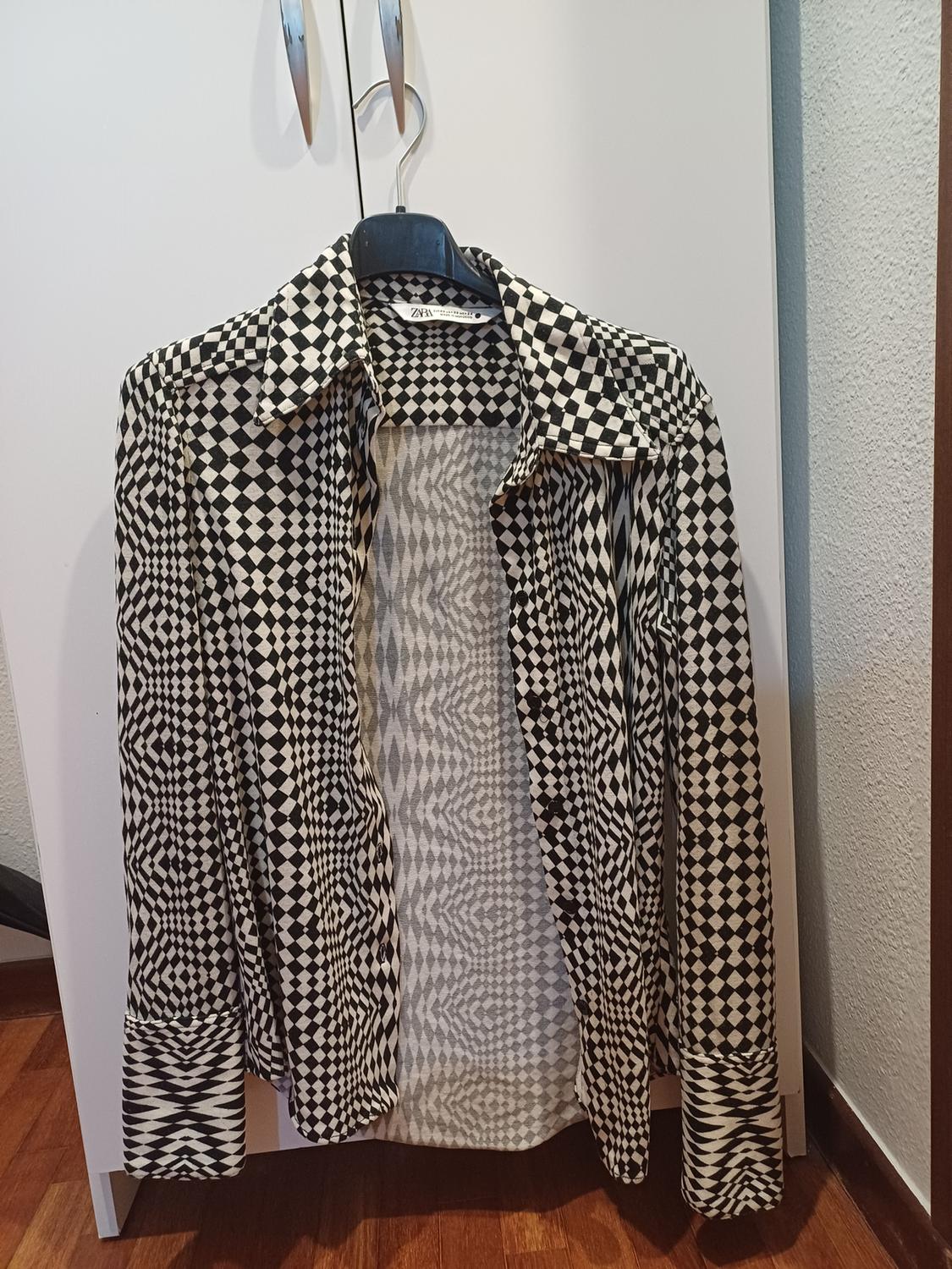 PRINTED KNIT SHIRT