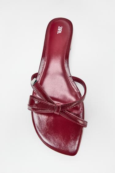 SANDALIA PLANA DETALLE LAZO - Rojo de Zara