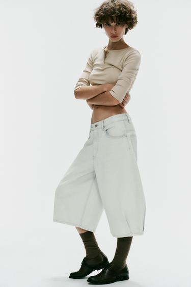 شورت برمودا جينز واسع بخصر متوسط - أزرق فاتح الخاص بـ Zara - صورة 0
