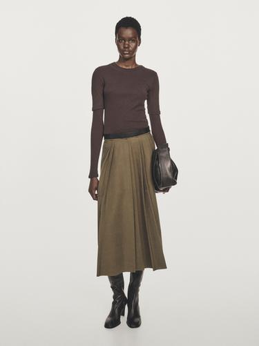 Jupe midi plissée taille contrastante - Vison de Zara