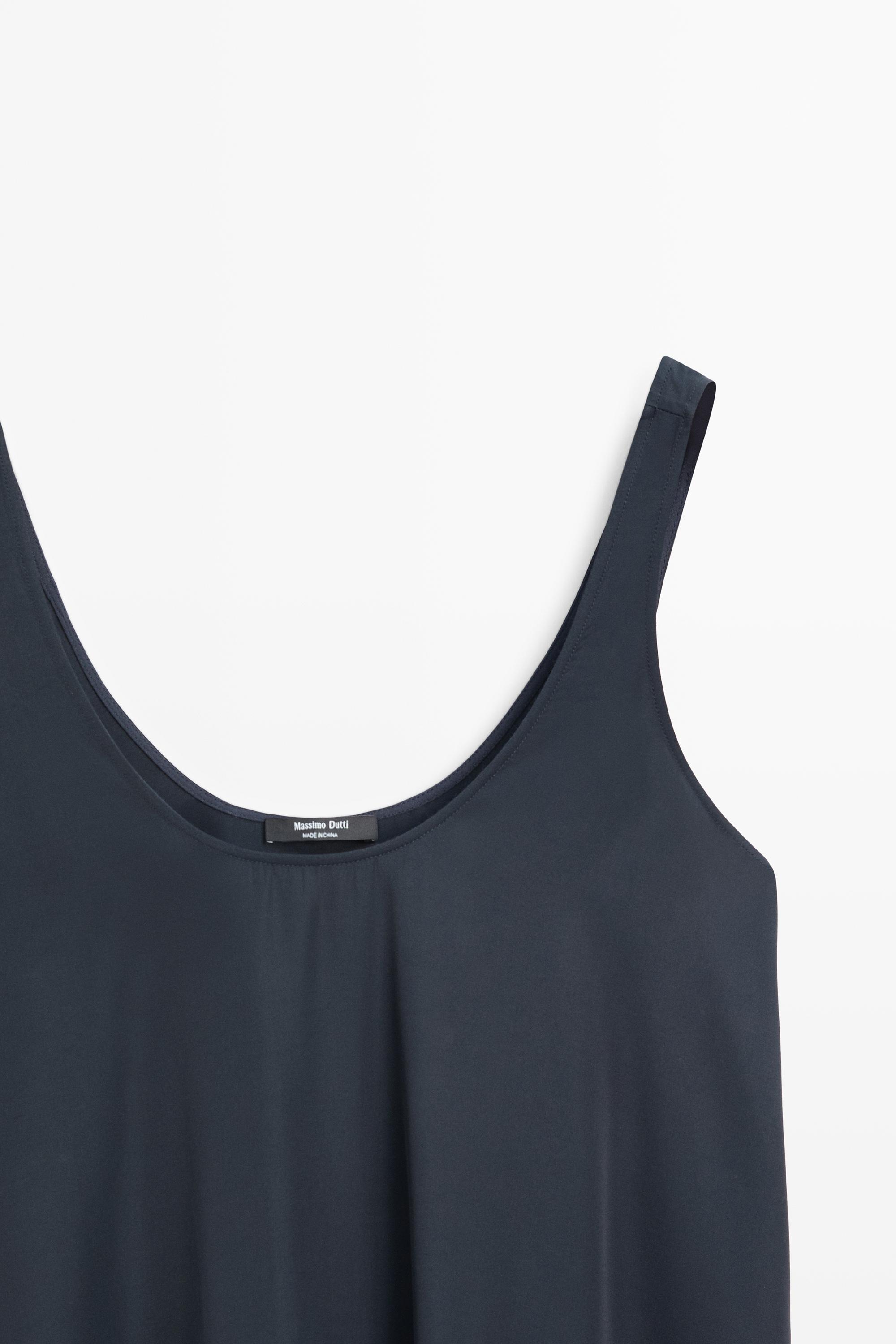 Robe fluide évasée à bretelles