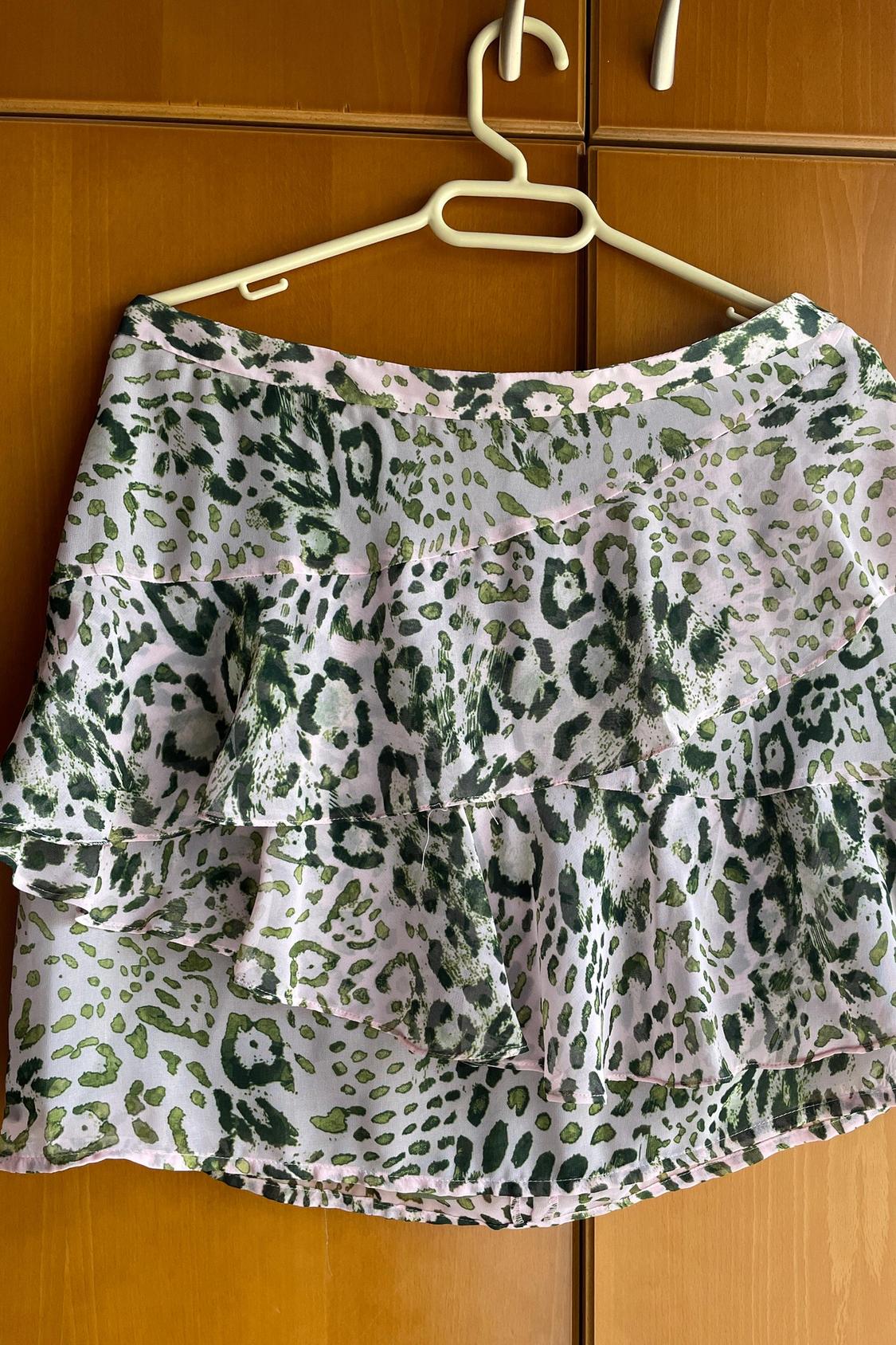 RUFFLED ANIMAL PRINT SKIRT