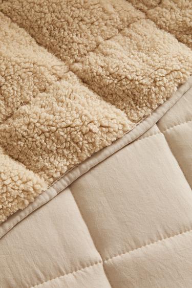 WENDE-BORREGUITO-EDREDON - Beige von Zara