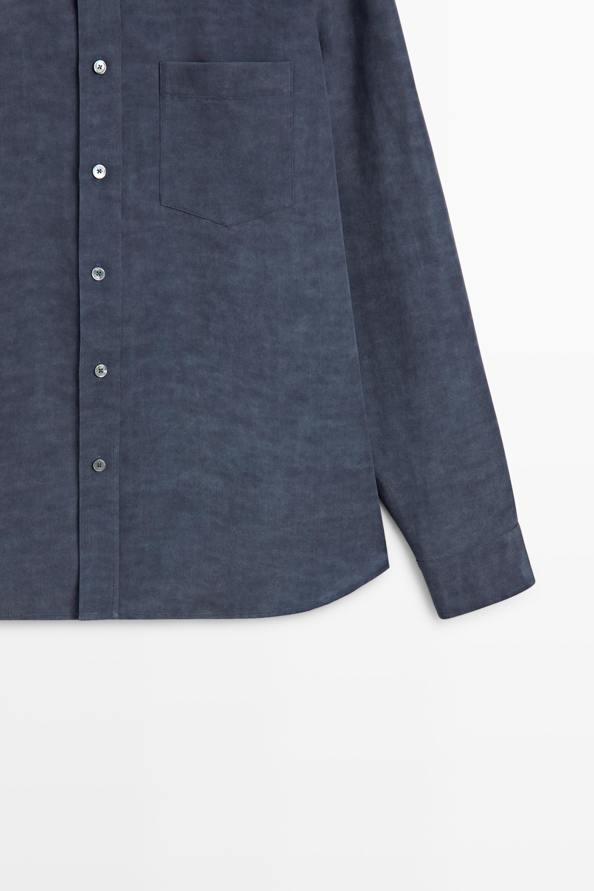 Regular fit shirt with pocket detail