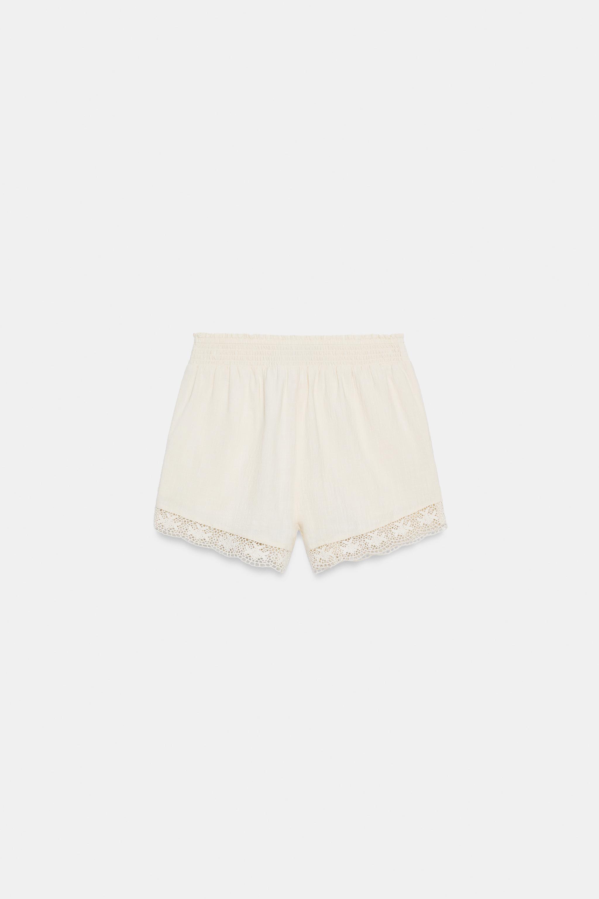 EMBROIDERED FLORAL SHORTS