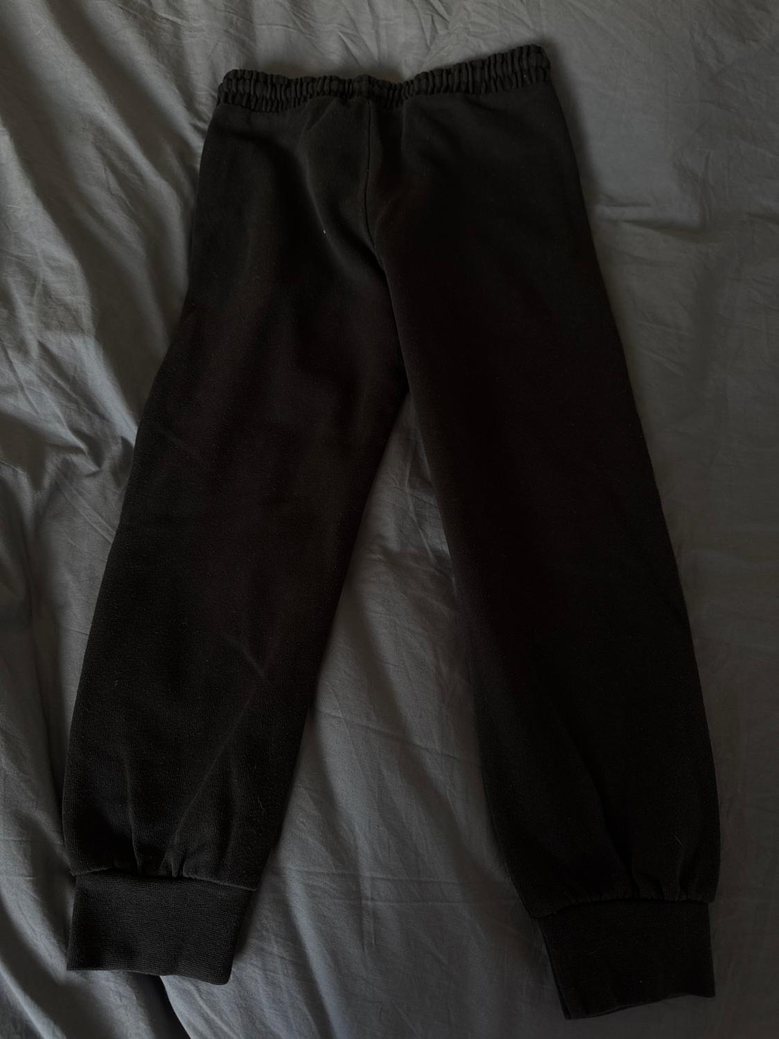 PLUSH TROUSERS WITH LABEL AND SEAM DETAILS - Image 2