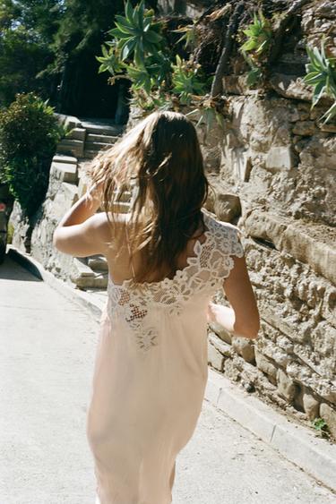 LIMITED EDITION ASYMMETRIC CROCHET DRESS - Pink by Zara - Image 2