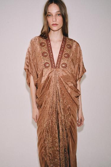 ROBE BRODERIES FANTAISIE ZW COLLECTION LIMITED EDITION - Rose moyen de Zara - Image 3