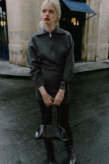 ROBE COURTE EN MAILLE - Gris foncé de Zara