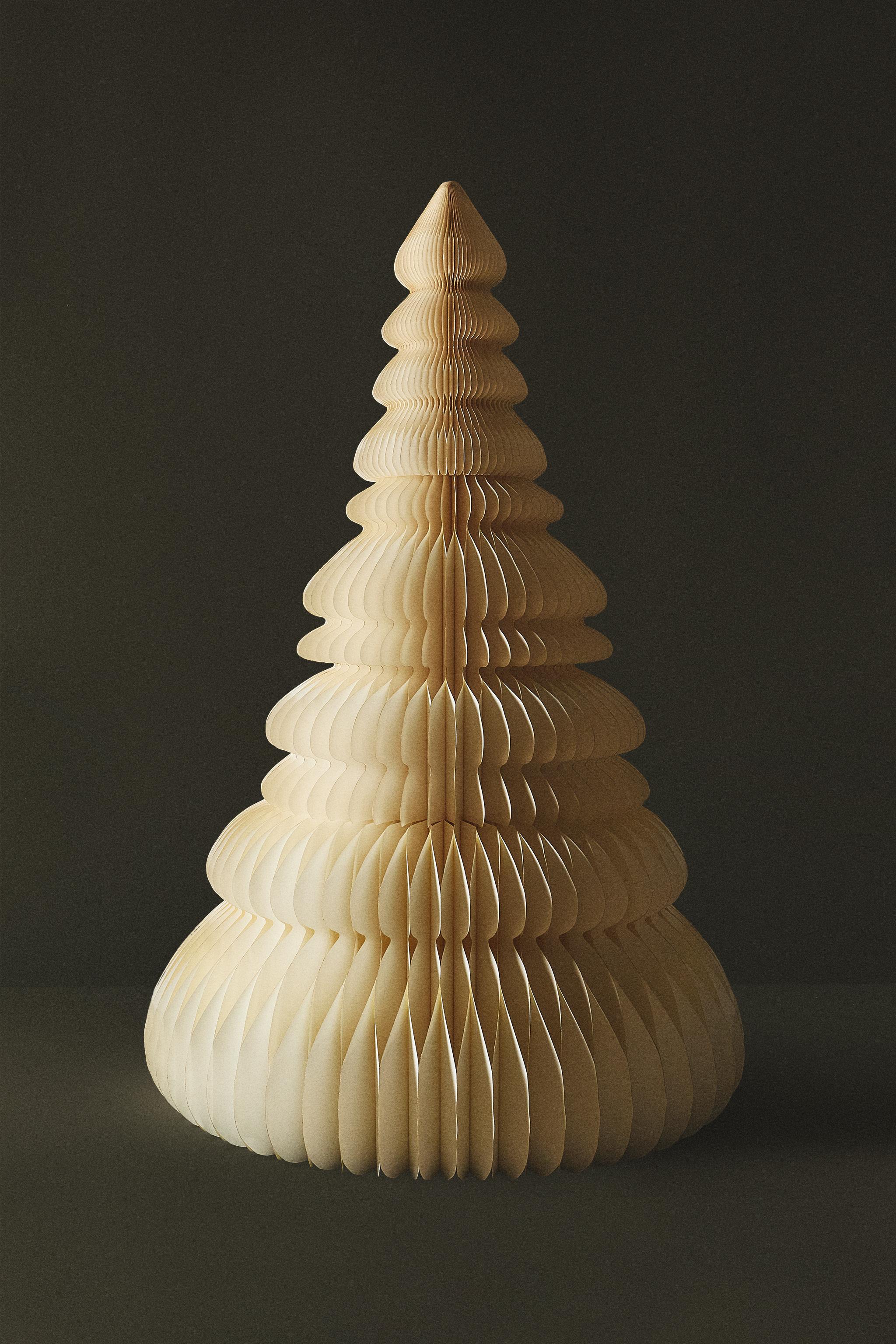 CHRISTMAS FLOOR PAPER TREE (63.0")