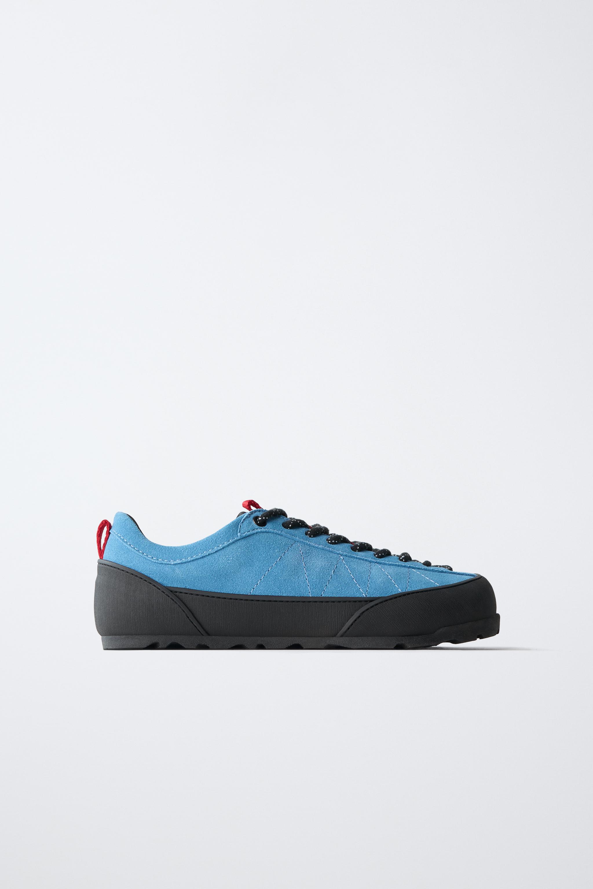 CONTRAST SNEAKERS — Blue