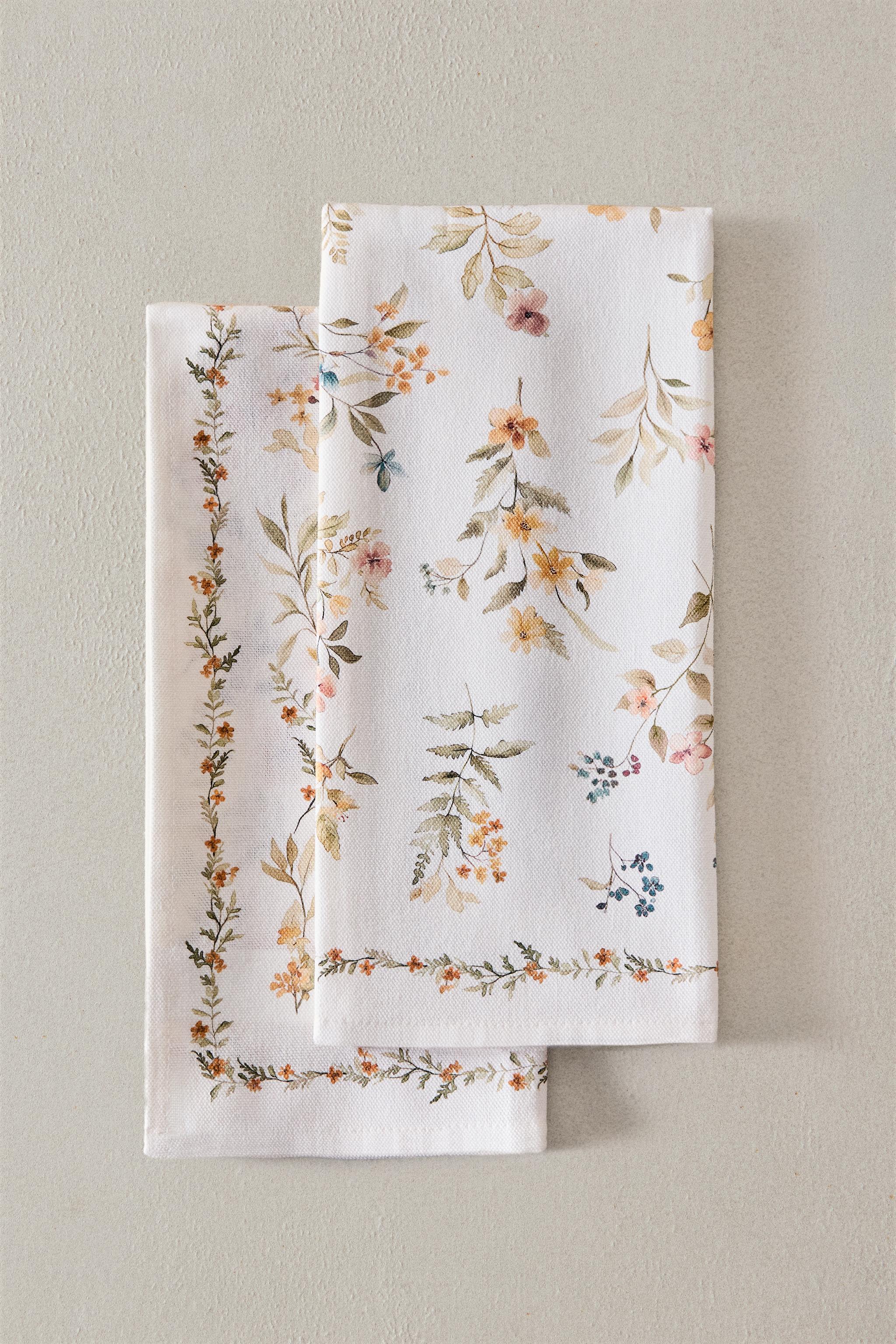 PACK OF FLORAL PRINT TEA TOWELS (PACK OF 2)