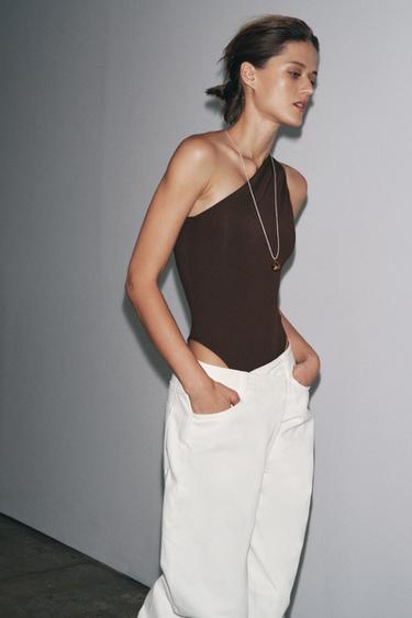 БОДИ АСИММЕТРИЧНОГО КРОЯ ИЗ ПОЛИАМИДА — ТЕМНО-КОРИЧНЕВЫЙ от Zara