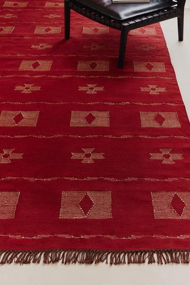 GEOMETRIC PRINT WOOL AND RAFFIA RUG - Red by Zara