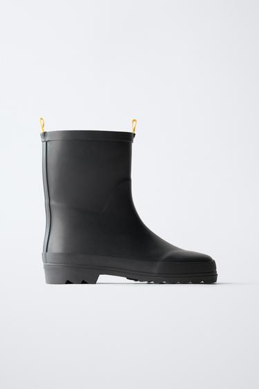 BASIC WELLIES - Black by Zara